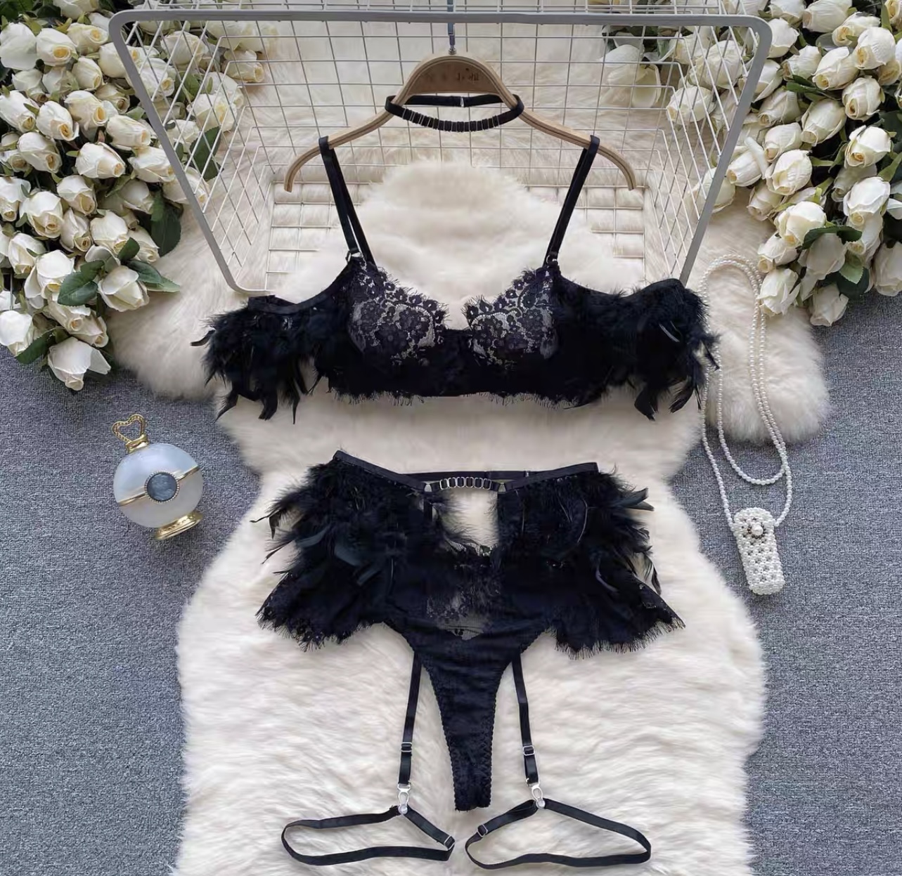 Feel the lust intimate set  SE105 images